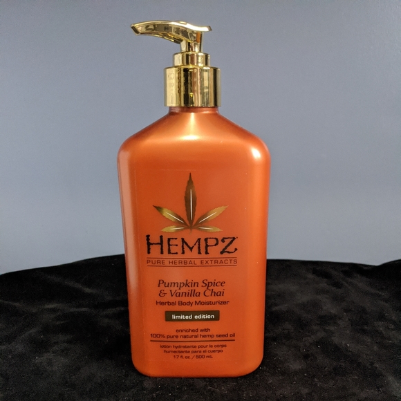 pumpkin spice and vanilla chai hempz